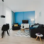 Daire Shortstaypoland Kasprzaka Varşova